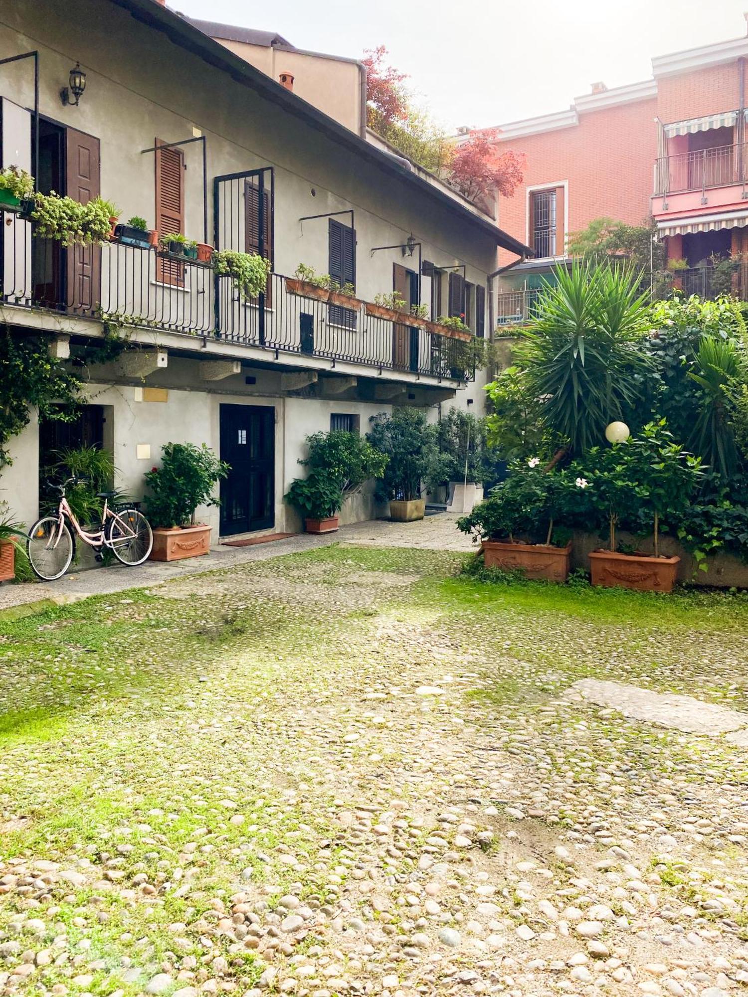 Brenta Place Milan Luaran gambar